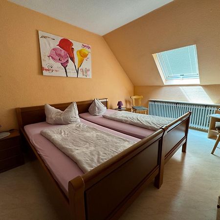 Zur Goldenen Krone Pension Stadtallendorf Exteriér fotografie